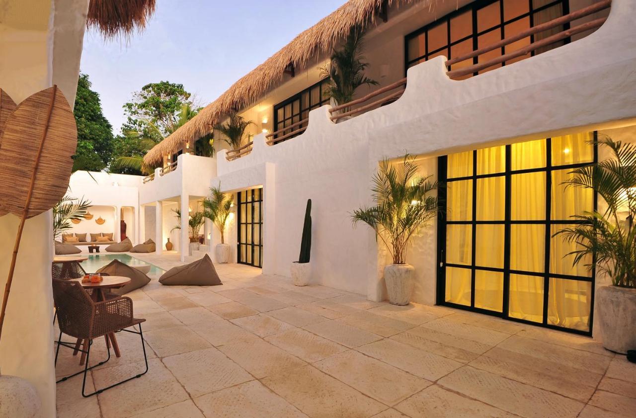 Amara Uluwatu Hotel Exterior foto